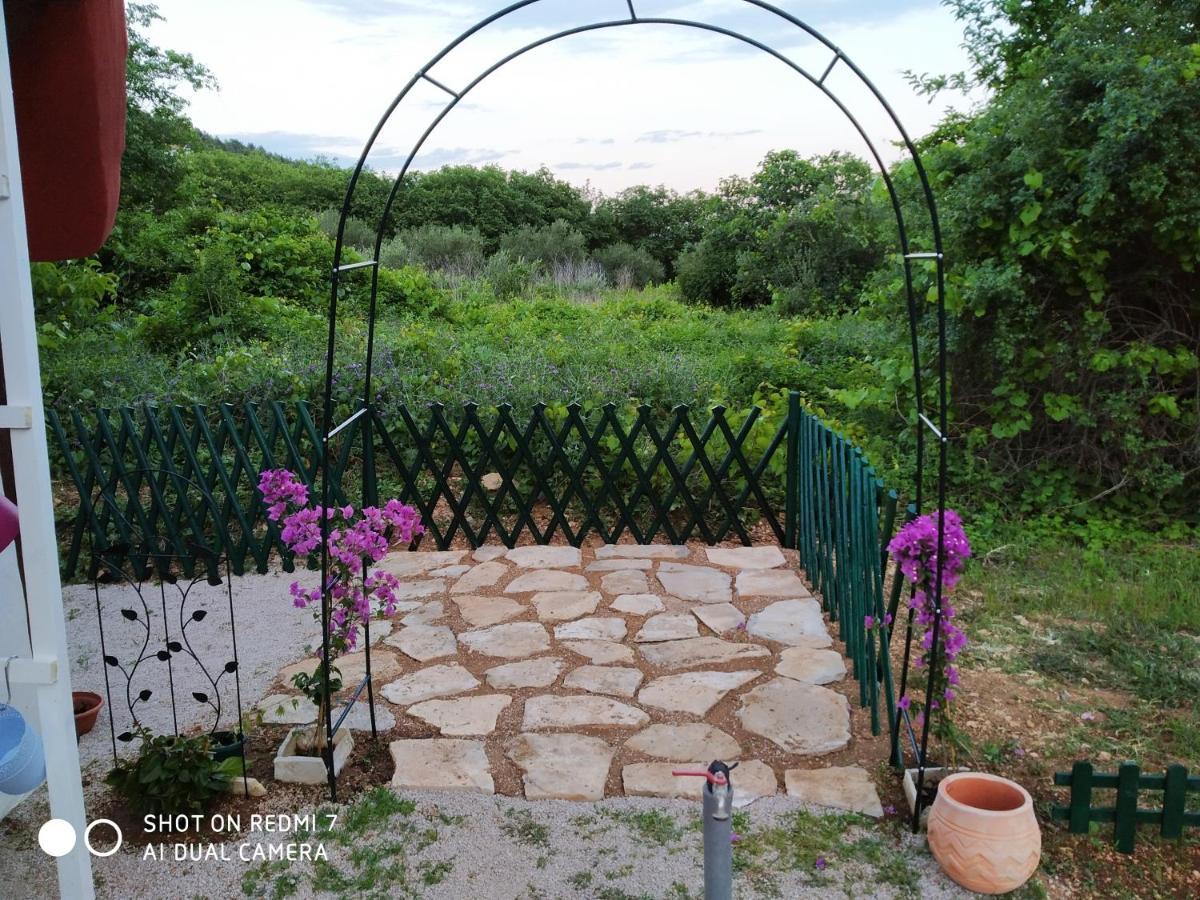 Krka Fairytale Little Castle Hotel Skradin Exterior photo
