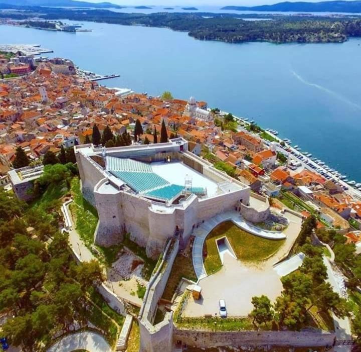 Krka Fairytale Little Castle Hotel Skradin Exterior photo