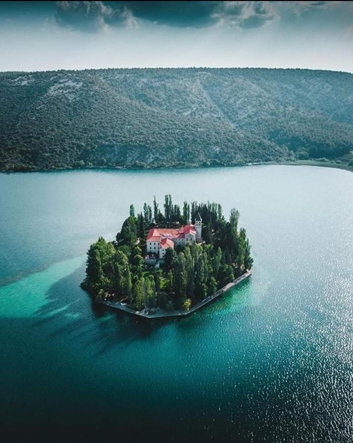 Krka Fairytale Little Castle Hotel Skradin Exterior photo