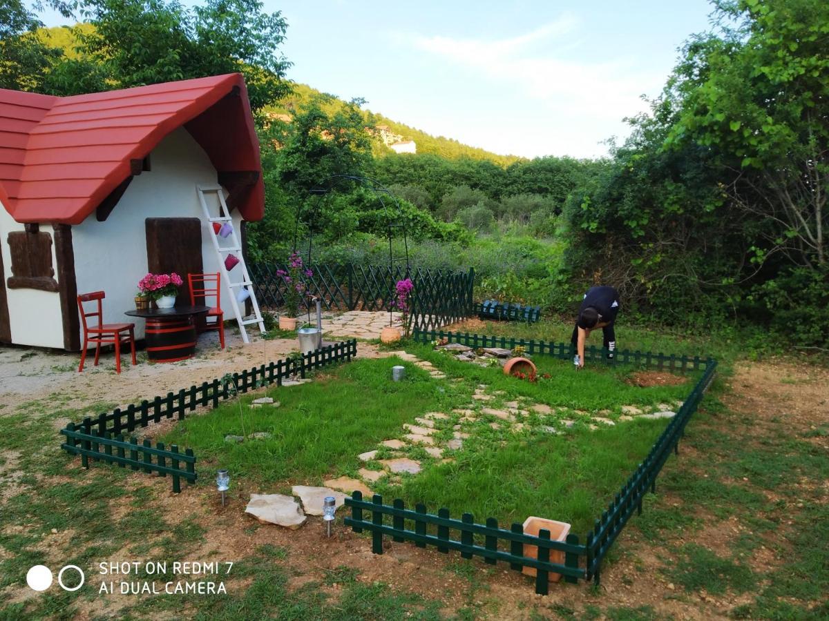 Krka Fairytale Little Castle Hotel Skradin Exterior photo